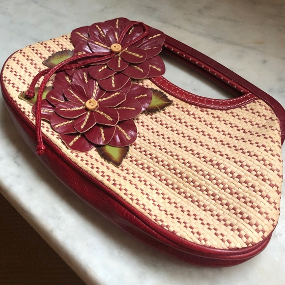 Isabella Fiore Leather & Woven Straw Floral Handbag - Picture 2 of 6